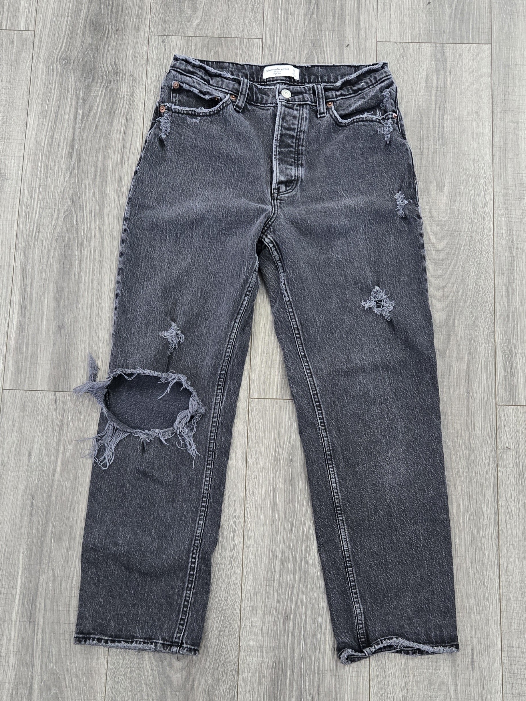 Abercrombie & Fitch The Dad High Rise Jeans Women’s 28 Black Distressed Raw Hem.